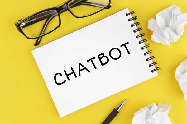Utilisez les chatbots pour améliorer l'engagement client sur votre site web.